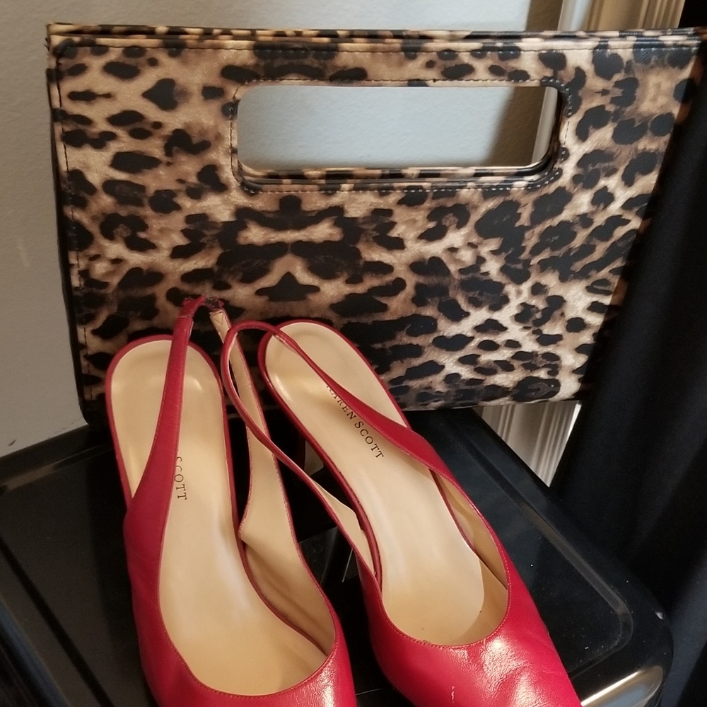 Purse - Picture 2 of 2